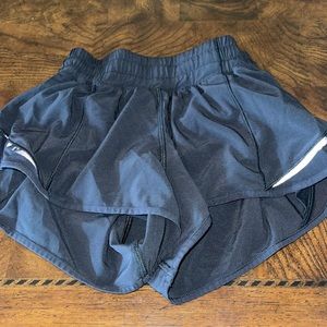 Lululemon shorts 2.5 inseam